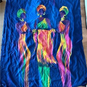 Vibrant Multicolor flowy dress with Figures. One size.